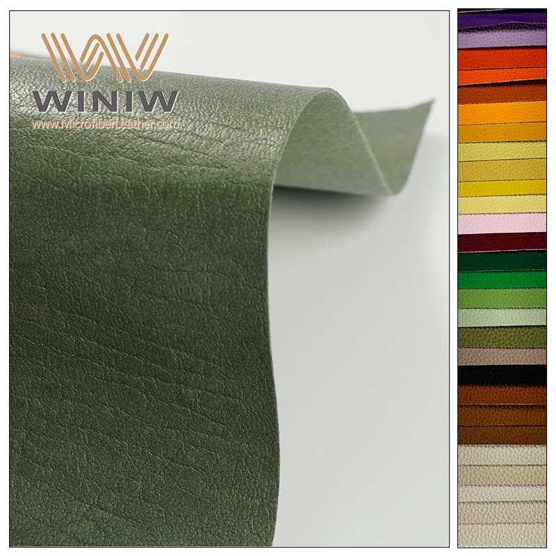 Made from high-quality leather raw materials and through meticulous processing, it boasts a delicate and soft touch,.